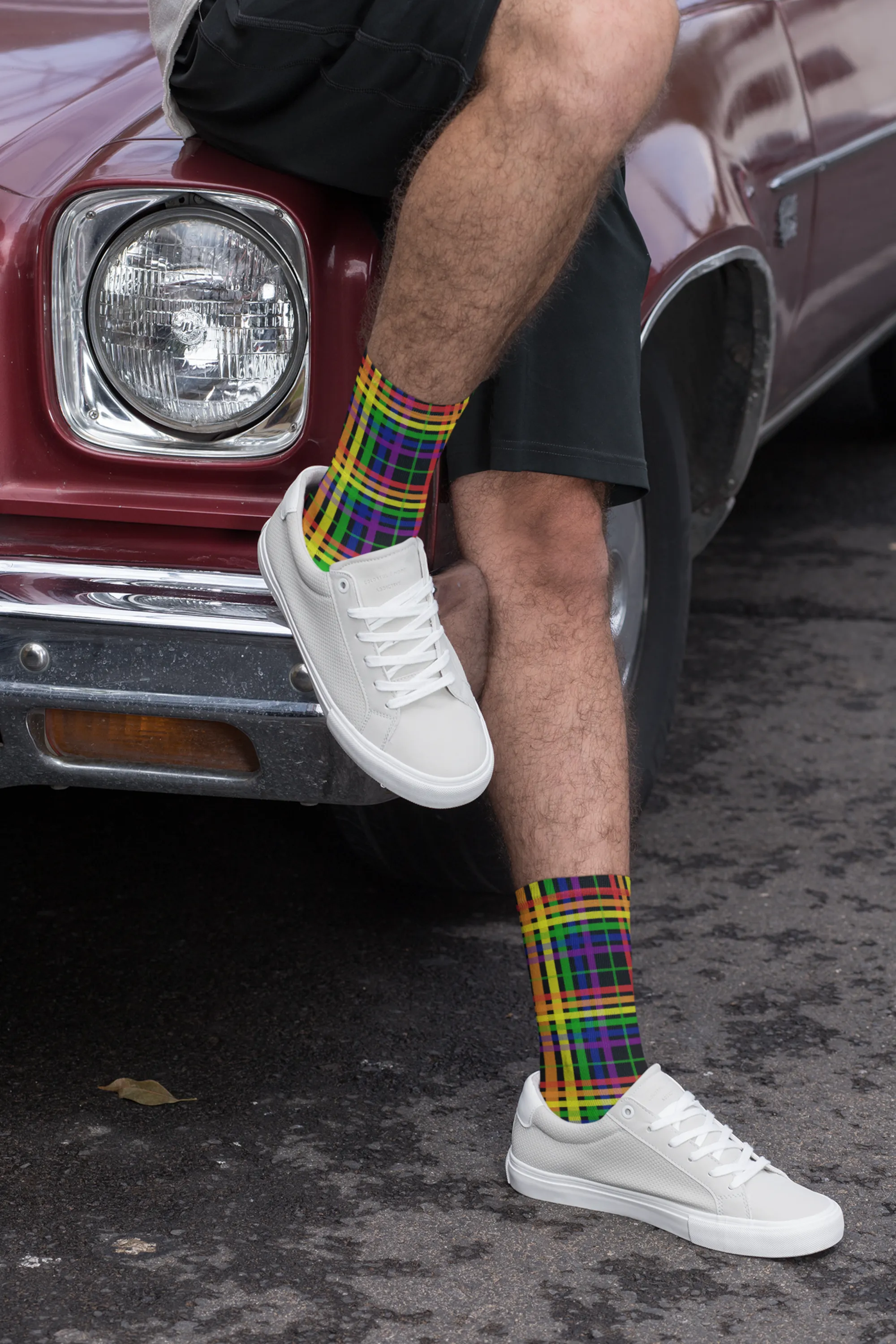 Aroace - V6 Striped All-Over Print Socks