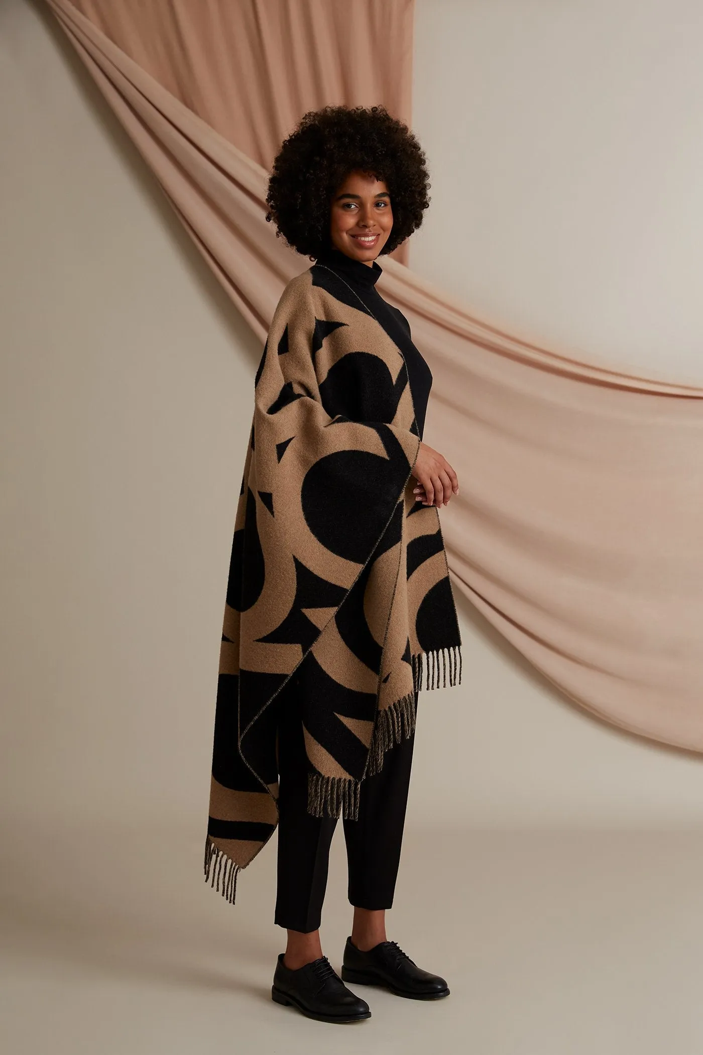 Colette Patterned Wool Scarf Chestnut