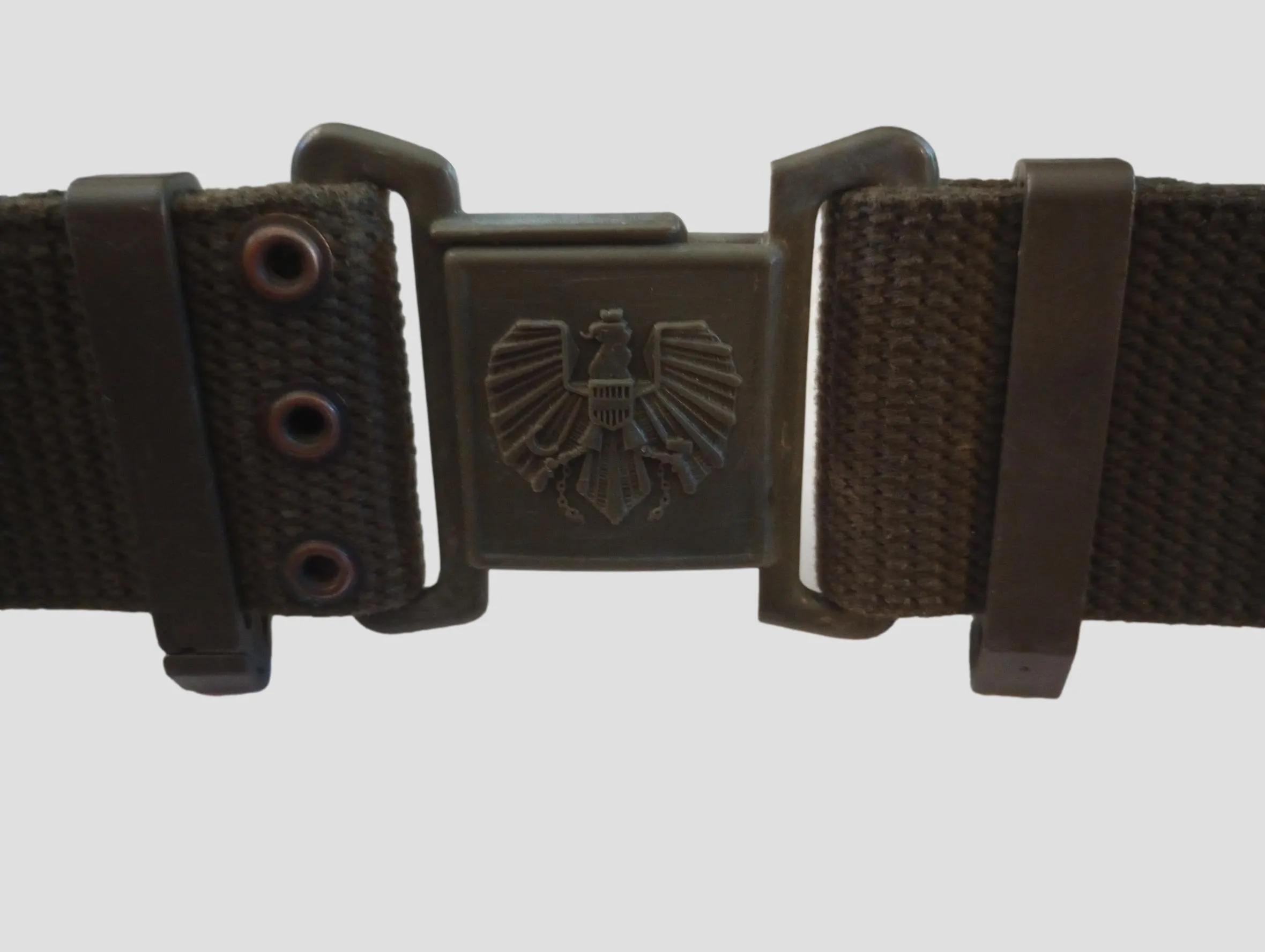 GENUINE AUSTRIAN MILITARY GLOCK ARMY COMBAT PISTOL BELT AND BUCKLE