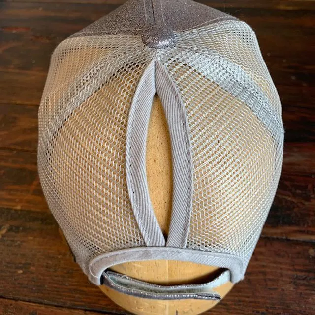 GLITTER QRVS PATCH HIGH PONYTAIL BALL CAP